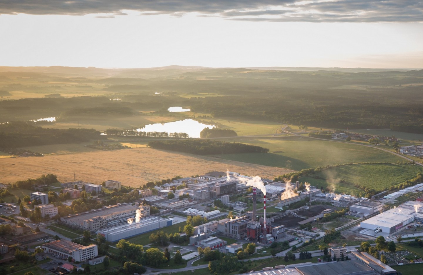 Siemens dodá největší akumulační bateriové zařízení v České republice, bude v energetickém zdroji C-Energy Planá